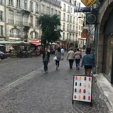 Magnifiques Hyper Centre Lägenhet *